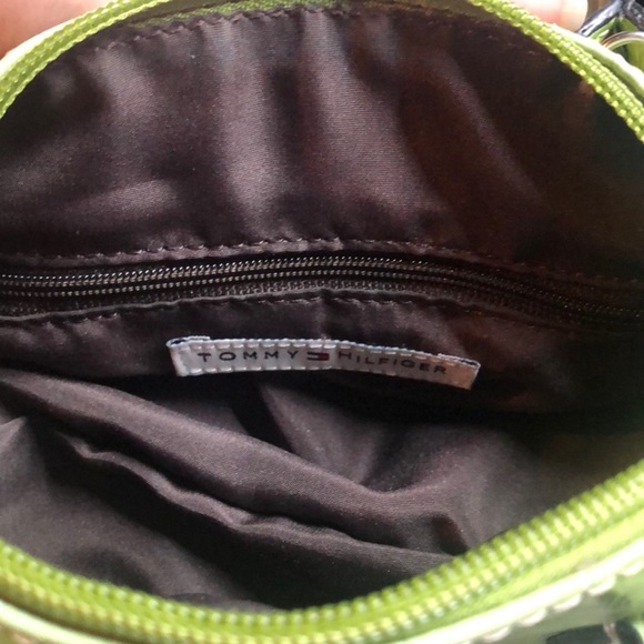 Tommy Hilfiger mini crocodile embossed green purse/Crossbody - Picture 6 of 6